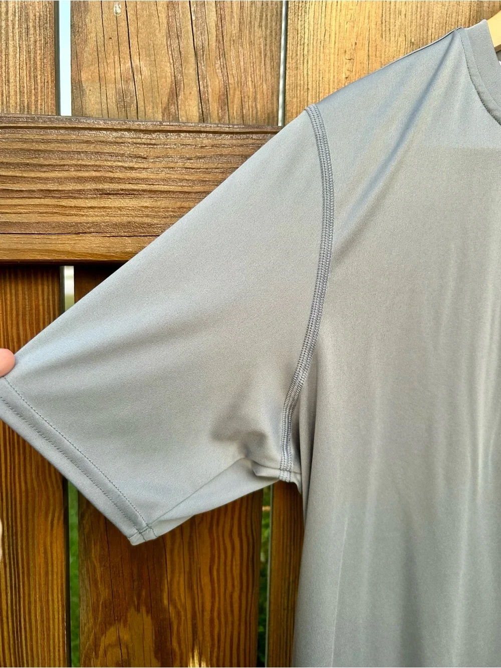 Speedo Mens Swim Shirt Gray Athletic Polyester Size Small